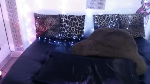 SOFIA NIX online show from 02.16.25