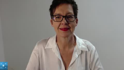 Sofie Velvet online show from 11.23.25