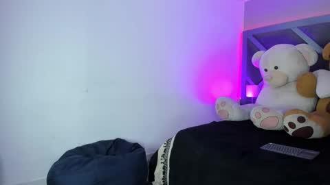  sofie  online show from 10.23.25