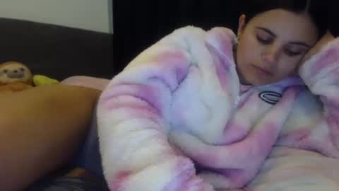 Snapshot of sofigarcia17 chatting on 02.03.25 sofi online show from 02.03.25