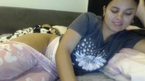 Snapshot of sofigarcia17 chatting on 09.10.25 sofi online show from 09.10.25