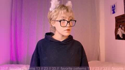 Snapshot of sofii_uwu_ chatting on 11.02.25 Sofii  online show from 11.02.25