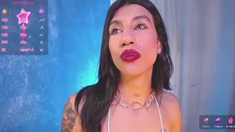 Snapshot of sofiia_grey_ chatting on 12.19.24 Sofi online show from 12.19.24