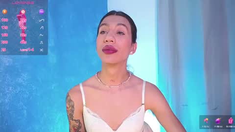 Snapshot of sofiia_grey_ chatting on 12.22.24 Sofi online show from 12.22.24