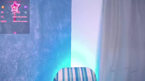 Snapshot of sofiia_grey_ chatting on 12.30.24 Sofi online show from 12.30.24