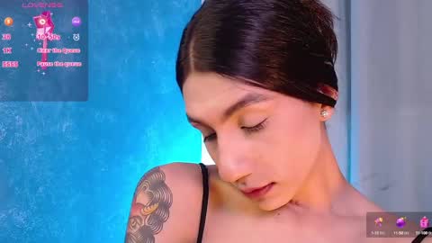 Snapshot of sofiia_grey_ chatting on 01.12.25 Sofi online show from 01.12.25