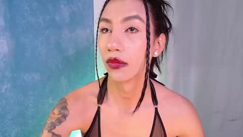 Snapshot of sofiia_grey_ chatting on 01.18.25 Sofi online show from 01.18.25