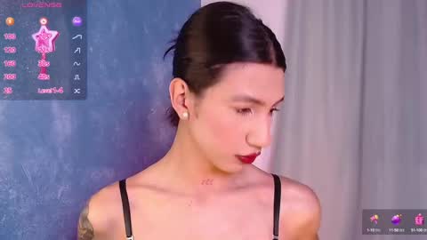 Snapshot of sofiia_grey_ chatting on 01.23.25 Sofi online show from 01.23.25