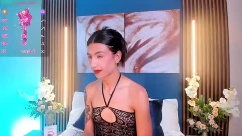 Snapshot of sofiia_grey_ chatting on 02.24.25 Sofi online show from 02.24.25