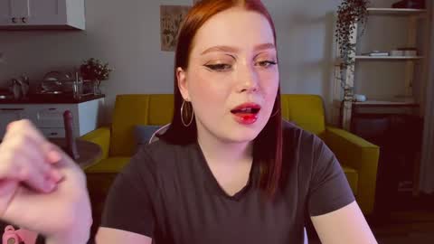 Snapshot of sofy_benson chatting on 12.13.24 Sofy online show from 12.13.24