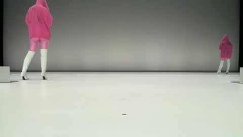 Snapshot of sola_3 chatting on 11.11.25 0La online show from 11.11.25