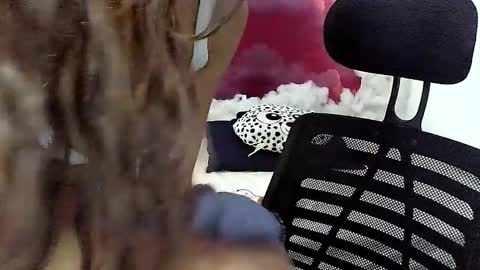 solarboom18 online show from 10.25.25