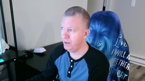 Snapshot of solarlunar1 chatting on 10.01.25 just ask online show from 10.01.25