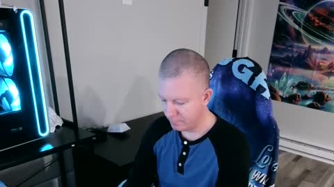 Snapshot of solarlunar1 chatting on 10.04.25 just ask online show from 10.04.25