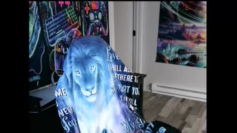 Snapshot of solarlunar1 chatting on 10.30.25 just ask online show from 10.30.25