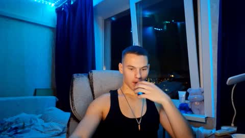 Max online show from 11.21.25