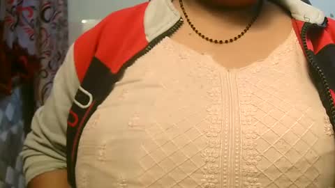 Snapshot of soni88888 chatting on 12.08.24 soni88888 online show from 12.08.24