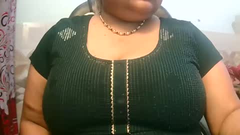 Snapshot of soni88888 chatting on 01.28.25 soni88888 online show from 01.28.25