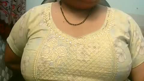 Snapshot of soni88888 chatting on 02.05.25 soni88888 online show from 02.05.25