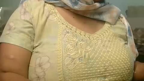 Snapshot of soni88888 chatting on 03.09.25 soni88888 online show from 03.09.25