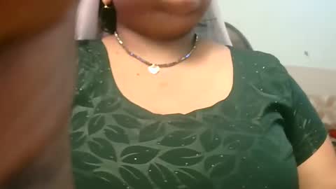 Snapshot of soni88888 chatting on 03.12.25 soni88888 online show from 03.12.25