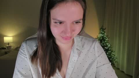 Snapshot of sonia_moon_ chatting on 01.08.25 sonia_moon_ online show from 01.08.25