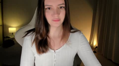 Snapshot of sonia_moon_ chatting on 01.11.25 sonia_moon_ online show from 01.11.25