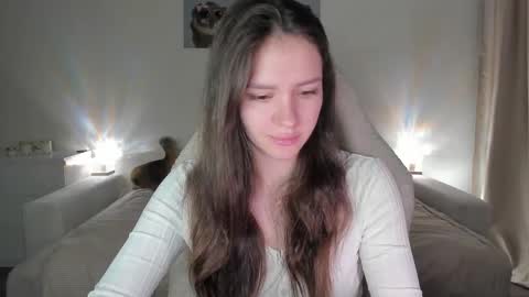 Snapshot of sonia_moon_ chatting on 10.05.25 sonia_moon_ online show from 10.05.25