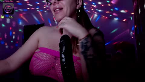 Snapshot of sonyadevon chatting on 01.07.25 Sonia online show from 01.07.25