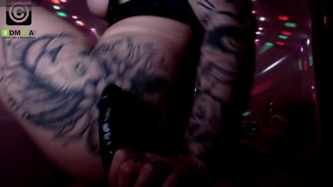 Snapshot of sonyadevon chatting on 01.11.25 Sonia online show from 01.11.25