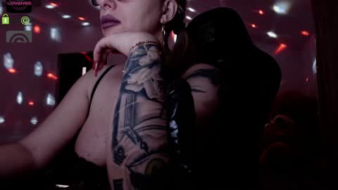 Snapshot of sonyadevon chatting on 02.07.25 Sonia online show from 02.07.25