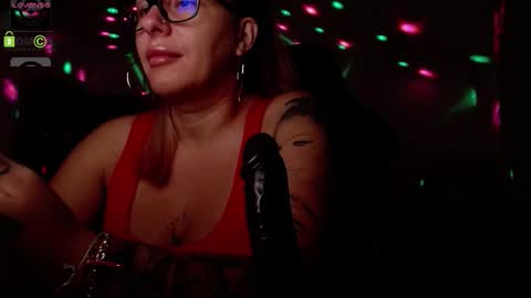 Snapshot of sonyadevon chatting on 09.29.25 Sonia online show from 09.29.25