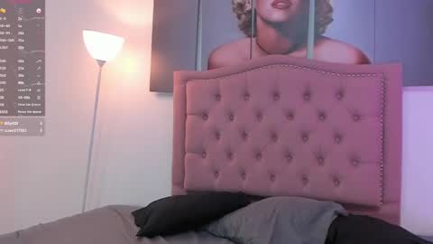 Snapshot of sophia_brunett chatting on 02.07.25 Sophia online show from 02.07.25