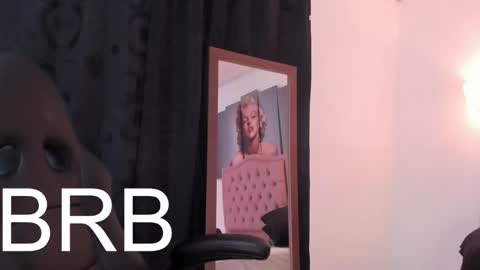 Snapshot of sophia_brunett chatting on 02.12.25 Sophia online show from 02.12.25