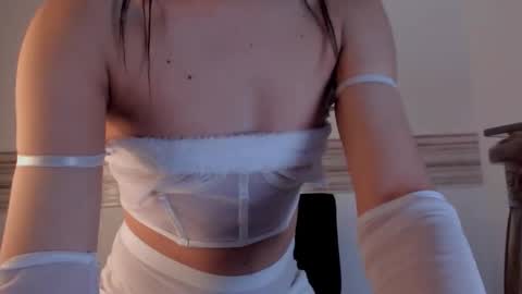 Snapshot of sophia_cambpell chatting on 10.18.25 Sophia online show from 10.18.25