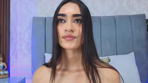 Snapshot of sophie_deargb chatting on 03.08.25 Sofia  santodomingo online show from 03.08.25