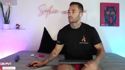 SOPHIE - FOXX online show from 10.23.25