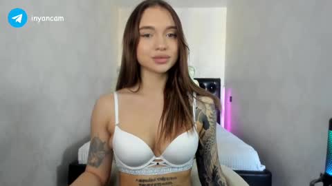 Snapshot of sophie_in chatting on 02.20.25 Sonya online show from 02.20.25