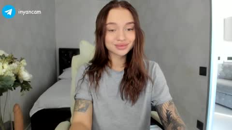 Snapshot of sophie_in chatting on 03.11.25 Sonya online show from 03.11.25