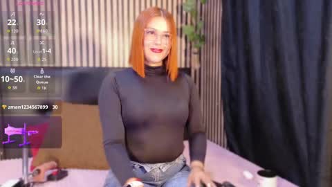 sophie_new25 online show from 10.13.25