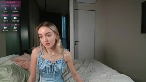 sophiebelll online show from 09.30.25