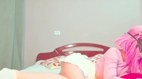 Snapshot of sophiechan69 chatting on 01.14.25 ShopieChan69 online show from 01.14.25