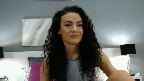Snapshot of sophiejoulia chatting on 03.06.25 Sophie online show from 03.06.25