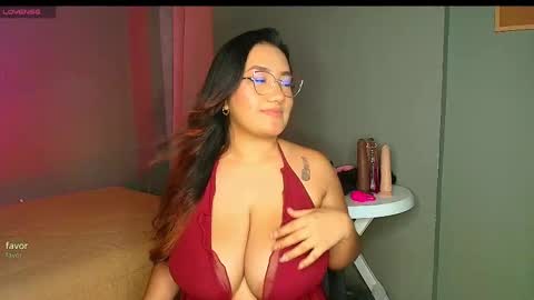 sophiejuicy_ online show from 09.25.25
