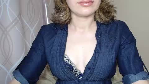 Sophiemisss online show from 09.10.25