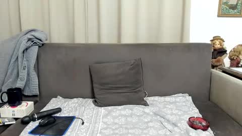 Sofia online show from 10.15.25