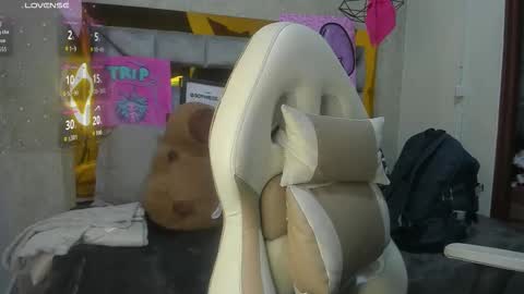   Sophie  online show from 11.23.25