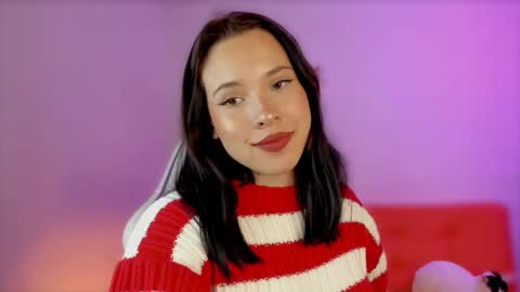 Snapshot of sophiiewilliams chatting on 12.14.24 Sophiie Williams online show from 12.14.24