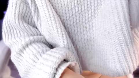 Snapshot of sophiiewilliams chatting on 02.15.25 Sophiie Williams online show from 02.15.25