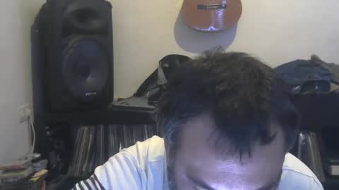 Snapshot of sorollrosa chatting on 10.25.25 Metronomism online show from 10.25.25